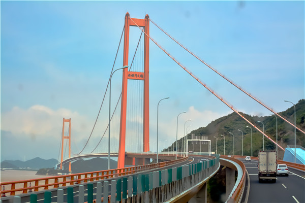 说明: http://www.zjhu.edu.cn/UpFile/201711/2017112881967169.jpg